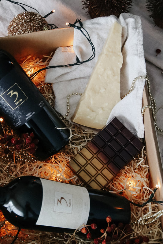 Kerstpakket 2. Luxe Sferen: Een Proeverij voor Fijnproevers (€39,99 ex btw)