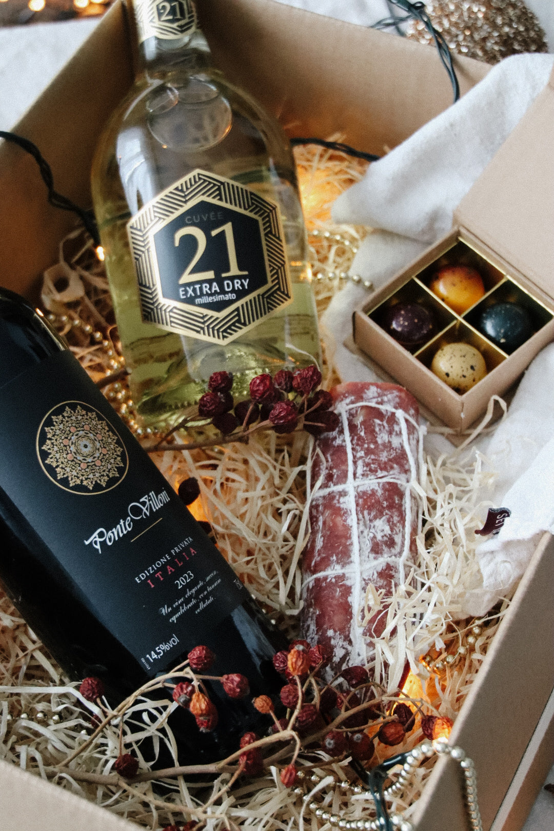 Kerstpakket 1. Verfijnde Smaak: De Perfecte Borrelbox (€30,99 ex btw)